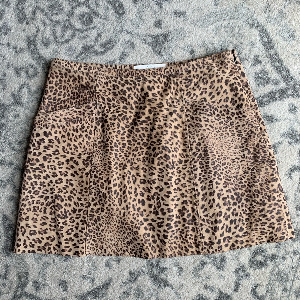 Joie Skirt